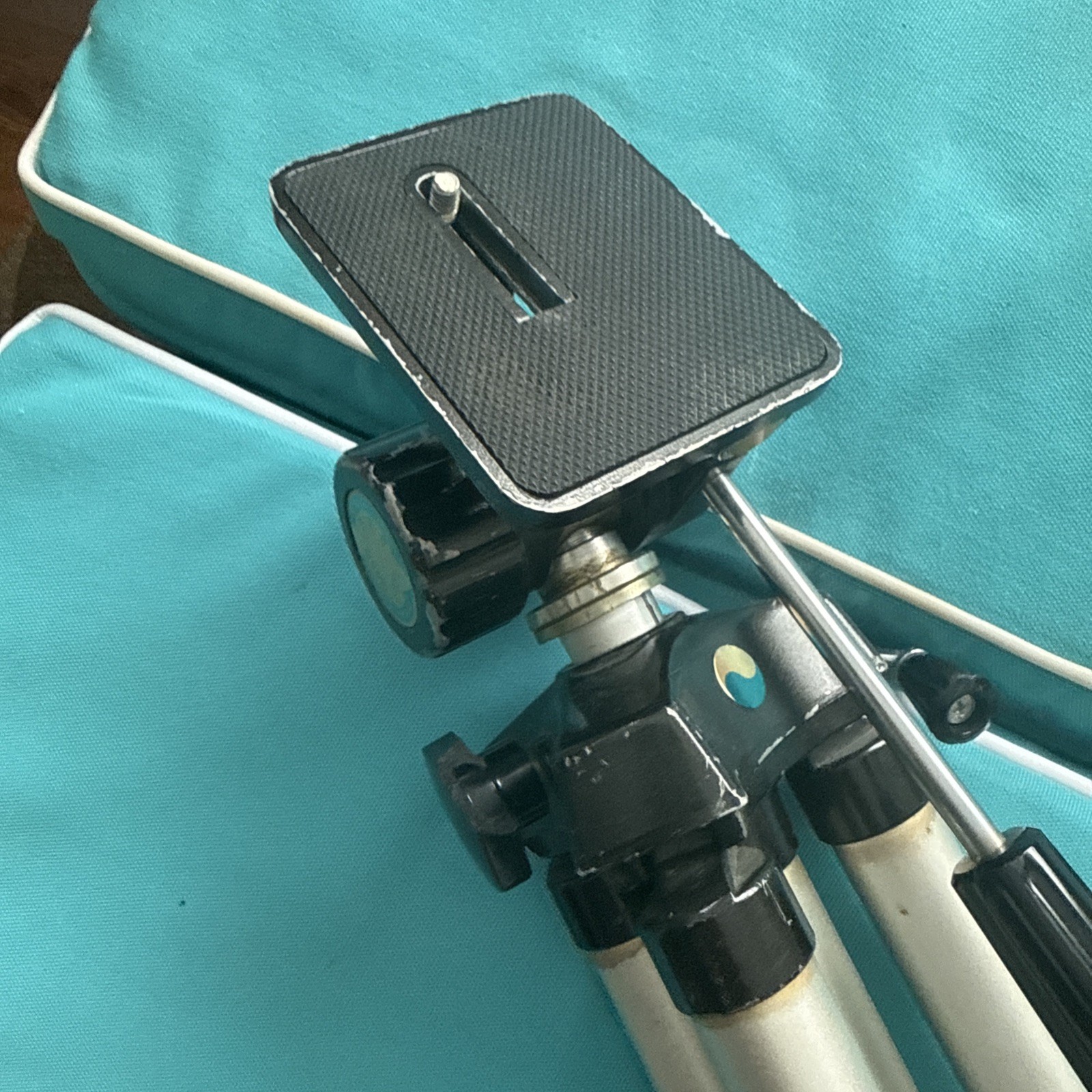 Vintage Tripod Model 353T Japan