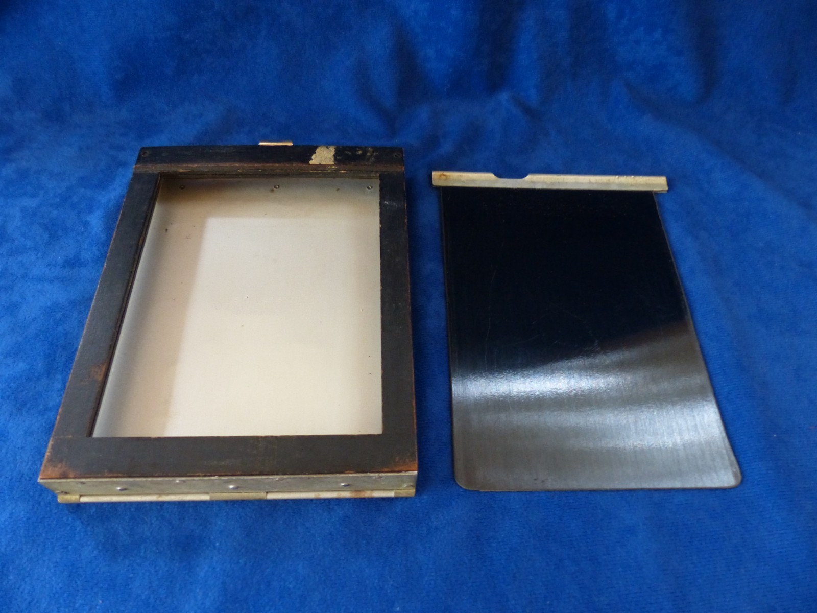 Vintage Kodak film pack adapter, 4×5, wood & metal, fair condition, working well