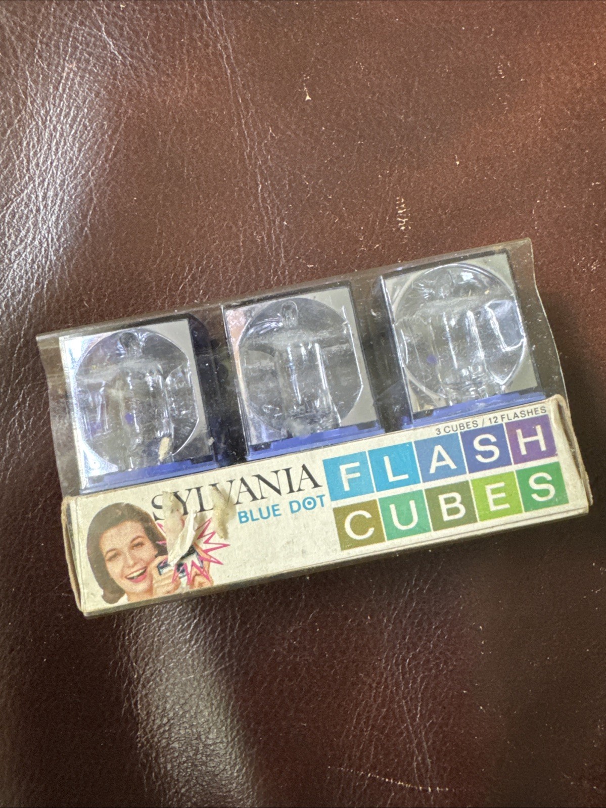 Vintage 1970’s Sylvania Blue Dot Flash Cubes 3 Bulbs in Pack Unused