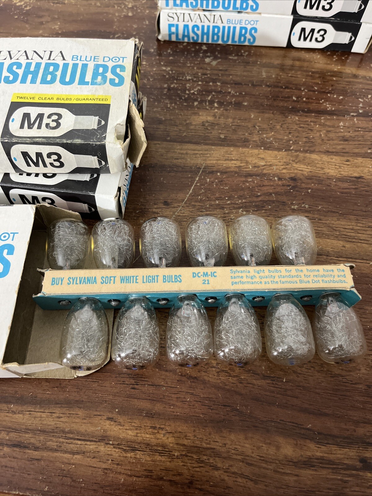 Vintage Sylvania M3 Blue Dot 12 Flashbulbs Lot Of 6 Packages New Old Stock