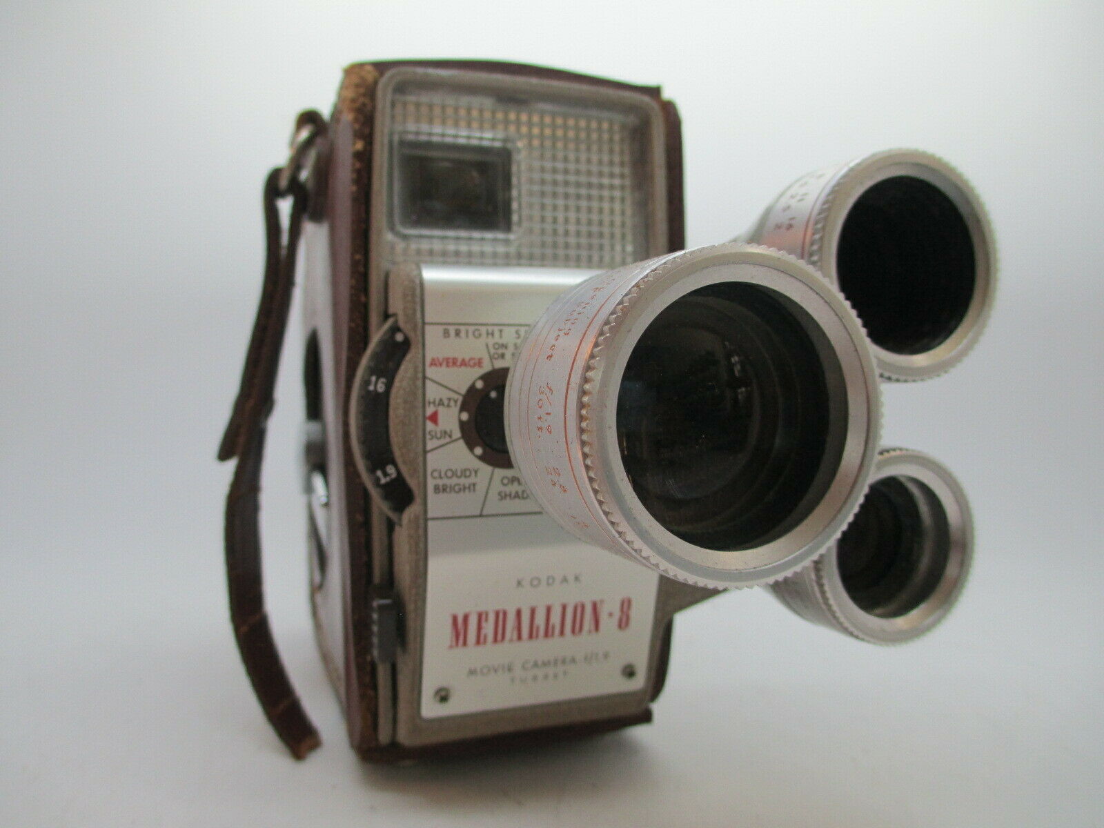 Vintage Movie Camera Mid Century Modern Kodak Medallion-8 F1.9 Turret WORKING!!