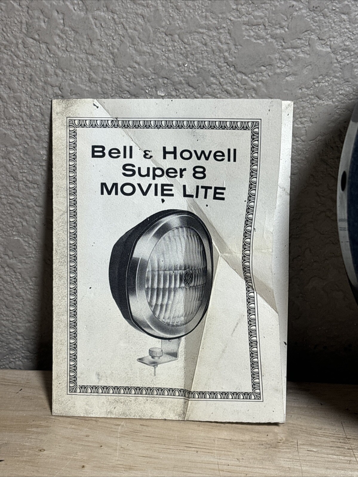 Vintage Bell & Howell Super 8 Movie Light 41969 Box & Instructions Works