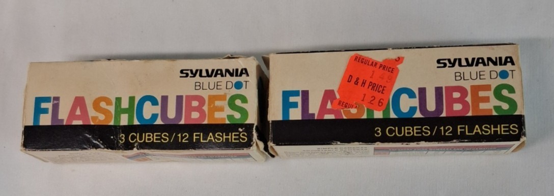 VTG Lot of Camera Flashbulbs Flashcubes Reflectors Manuals 1950s-1970s AS IS