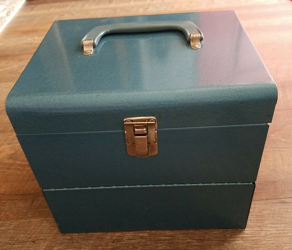 Regular + Super 8 400ft Capacity Reels + Storage Case