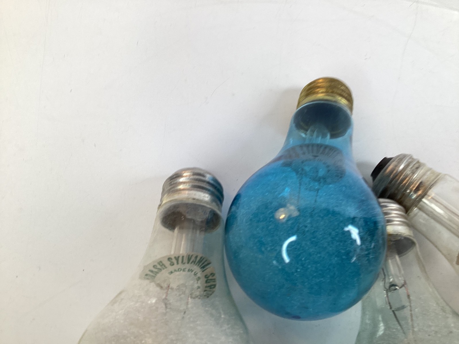 4 Vintage Wabash Sylvania Peak flashbulbs (B5)