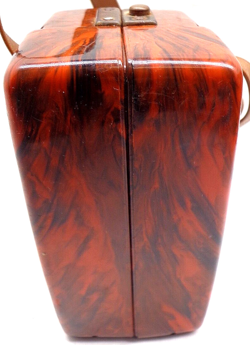 Revere 8 Model B-61 8mm Movie Camera Bakelite CASE ONLY! – FREE SHIPPING!!!