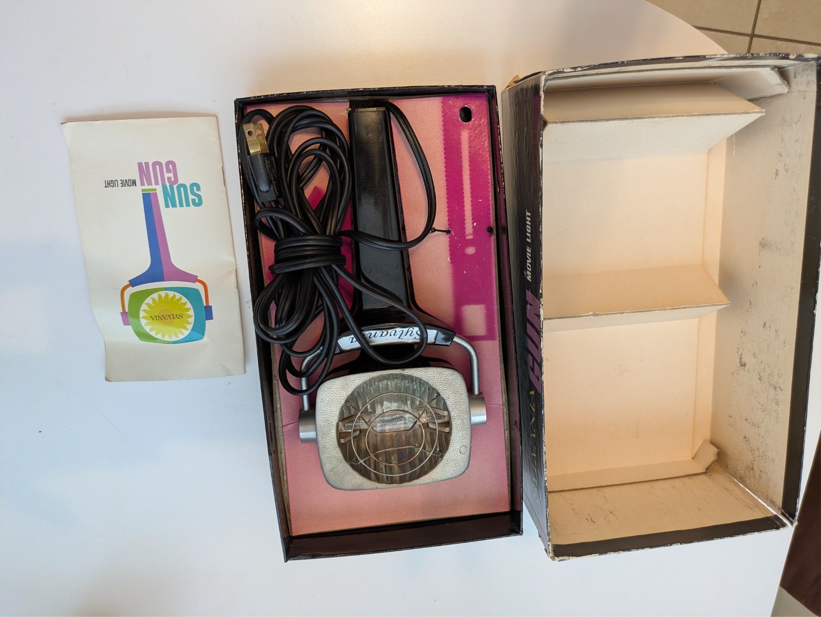 Film, Cinema Vintage Sylvania movie Light original box