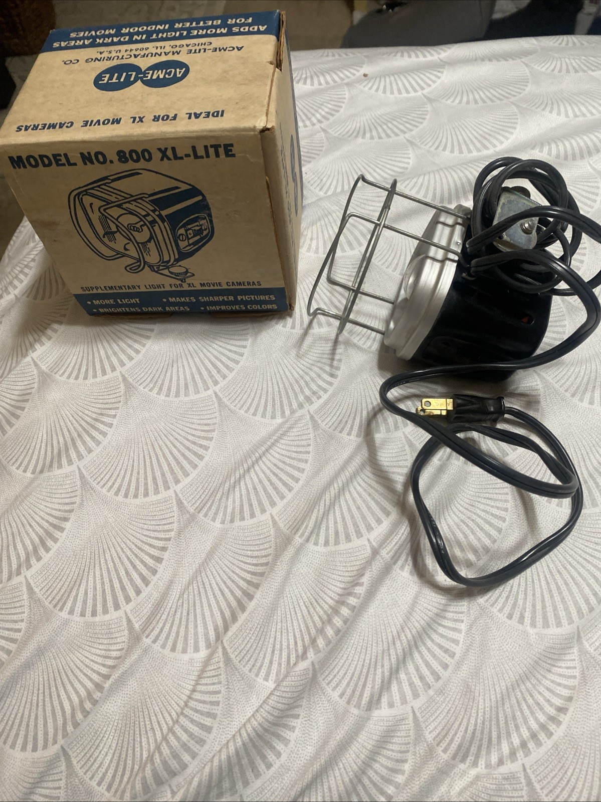 Vintage ACME-LITE Top Mount Movie Camera Light Model No 800 XL-LITE Works