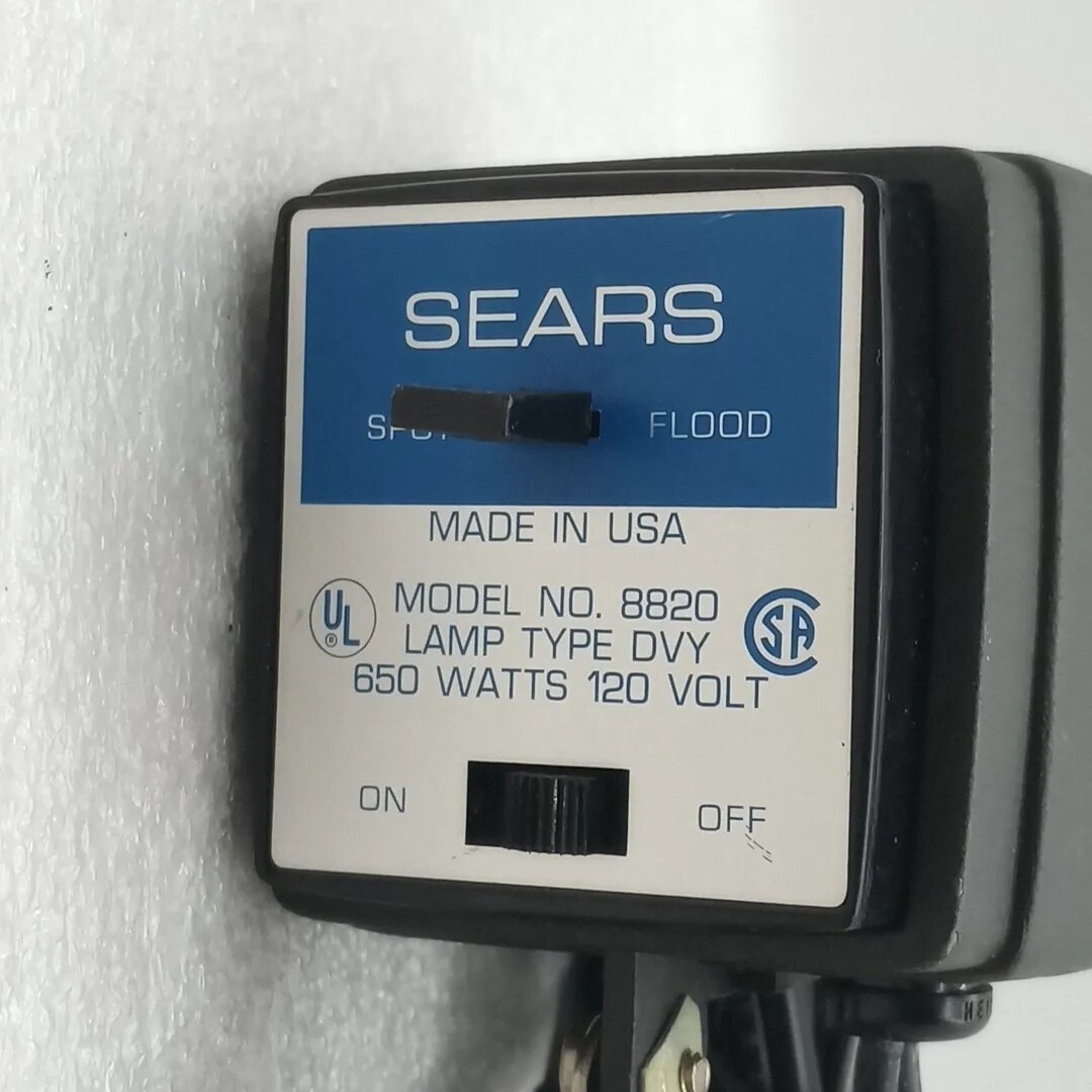 Sears Super 8 Compact Movie Light ~ model 8820 ~ Tested Working (VG)