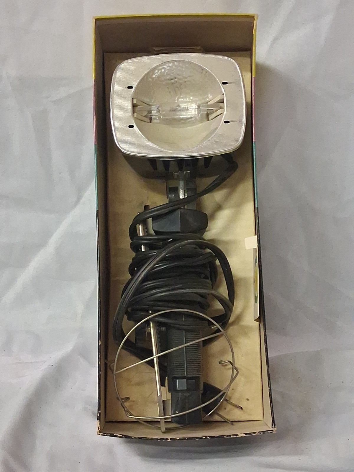 Sylvania Sun Gun II Model SG-55 Movie Light In Original Box W Manual Untested