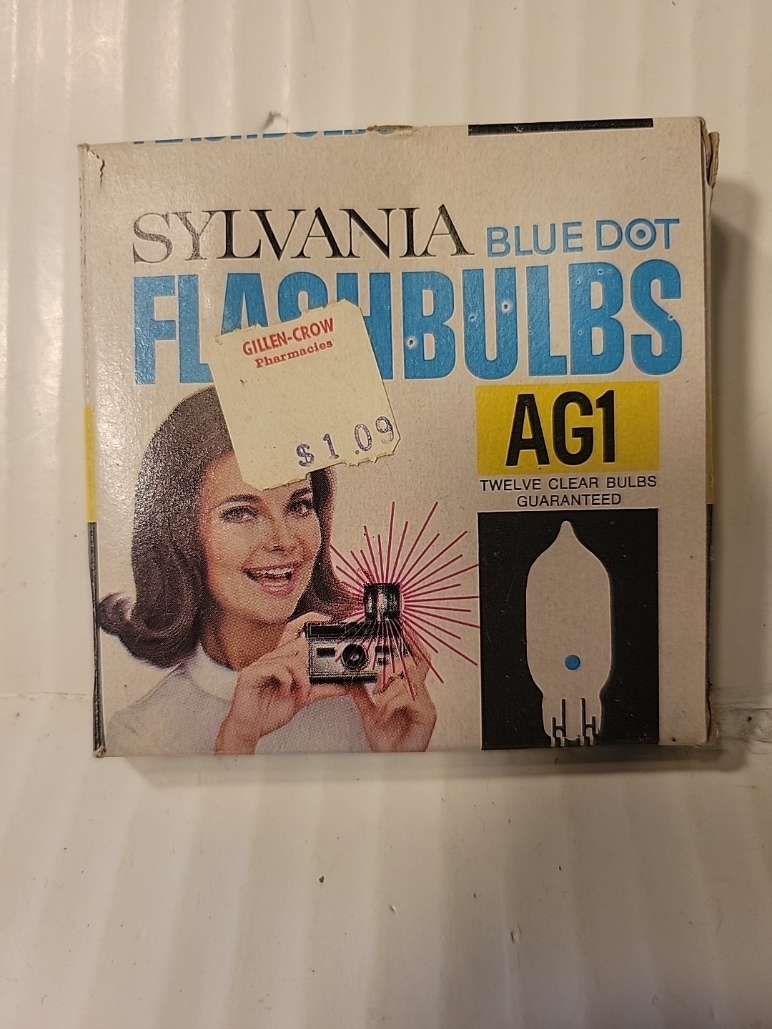 Vintage Sylvania Blue Dot AG1, AG1B and AG3 27 Bulbs total