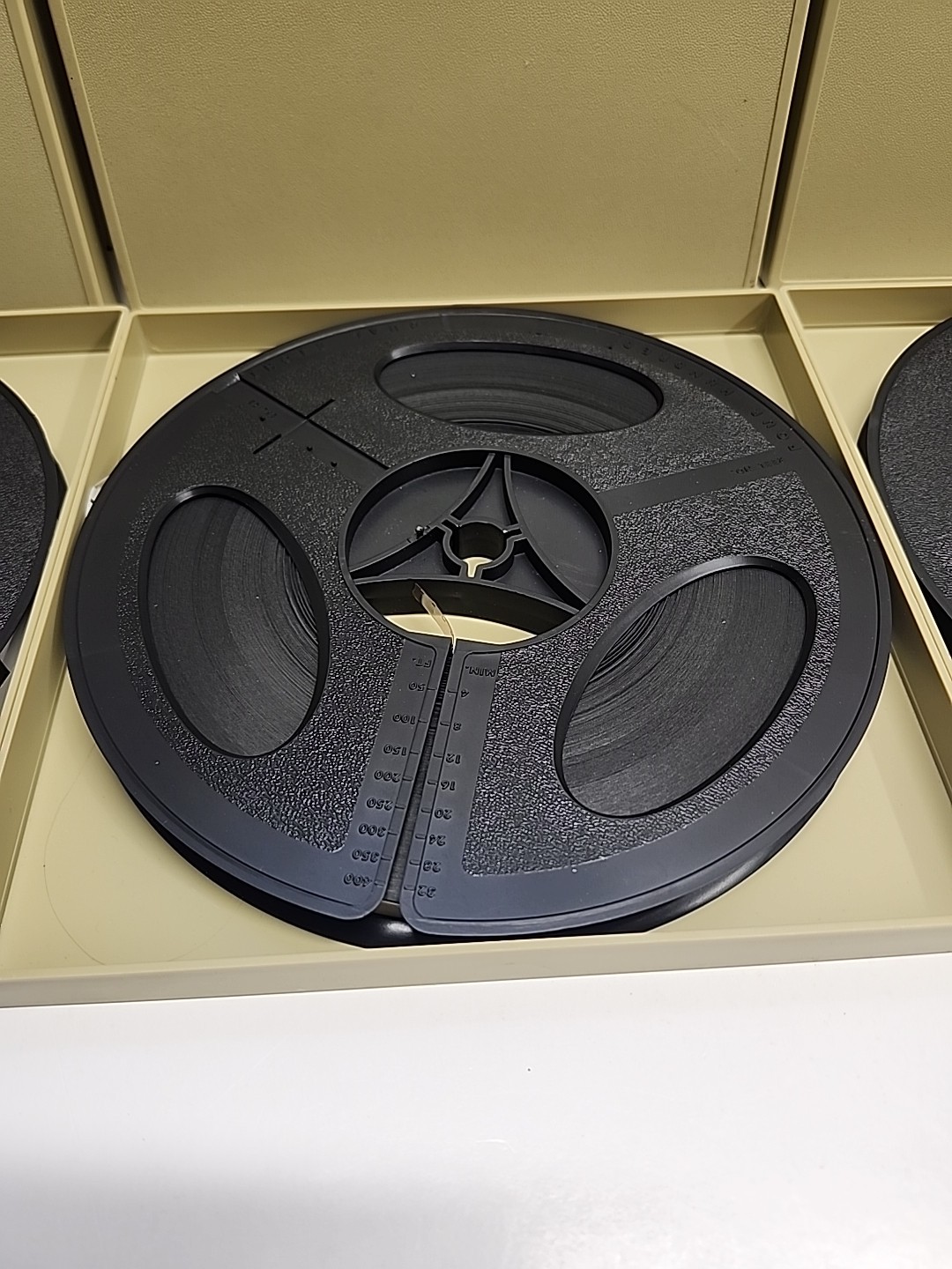 Reel To Reel Movies And Cases Hawaii X2 & 1 Unknown 5 Cases 2 Empty Reels 8mm