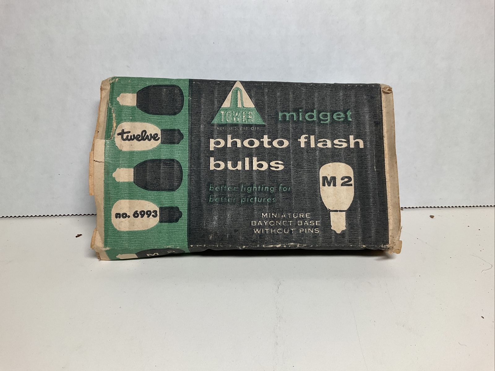 9 Vintage Tower Midget Photo Flash Bulbs Size M2 No 6993 NOS