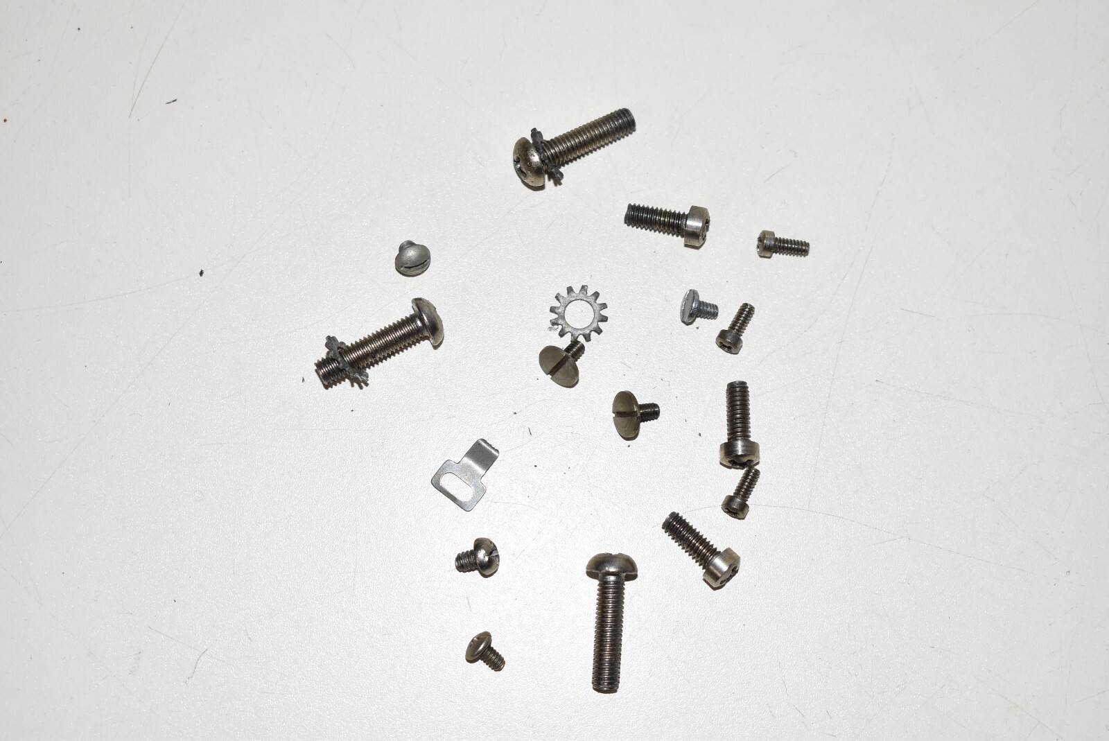 Ampro Futurist 8 Parts: Misc Screws and parts