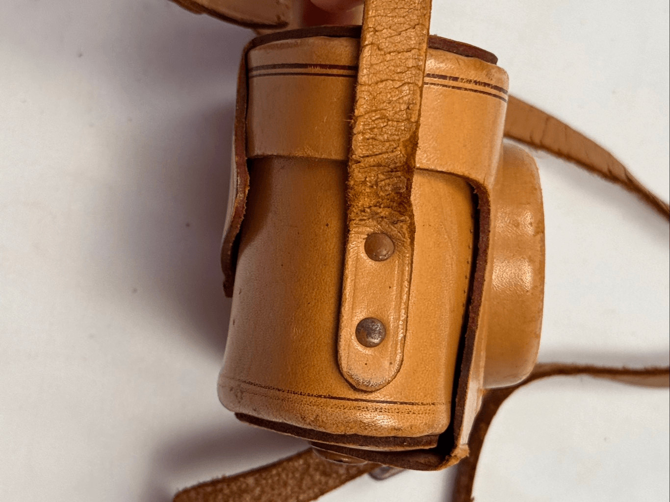 Vintage Bolsey Leather Case for Bolsey B2 – 35mm Camera/Light Brown