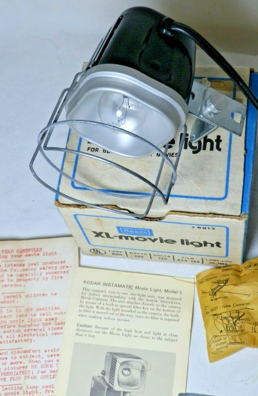 VINTAGE SEARS XL-MOVIE LIGHT-100 Watts 120 Volt -For Movie Or Stills, Excellent