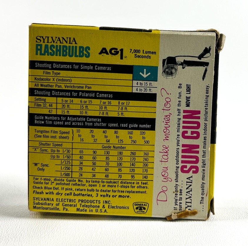 Vintage Sylvania Flashbulbs Blue Dot # AG1 Only 3 Bulbs in Package Decor