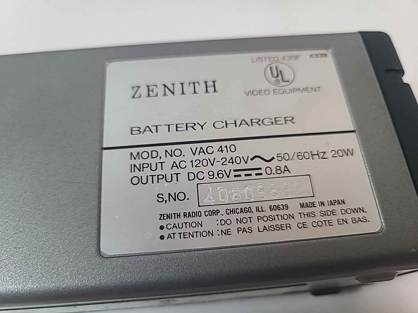 Vintage Zenith VAC 410 Battery Charger Working