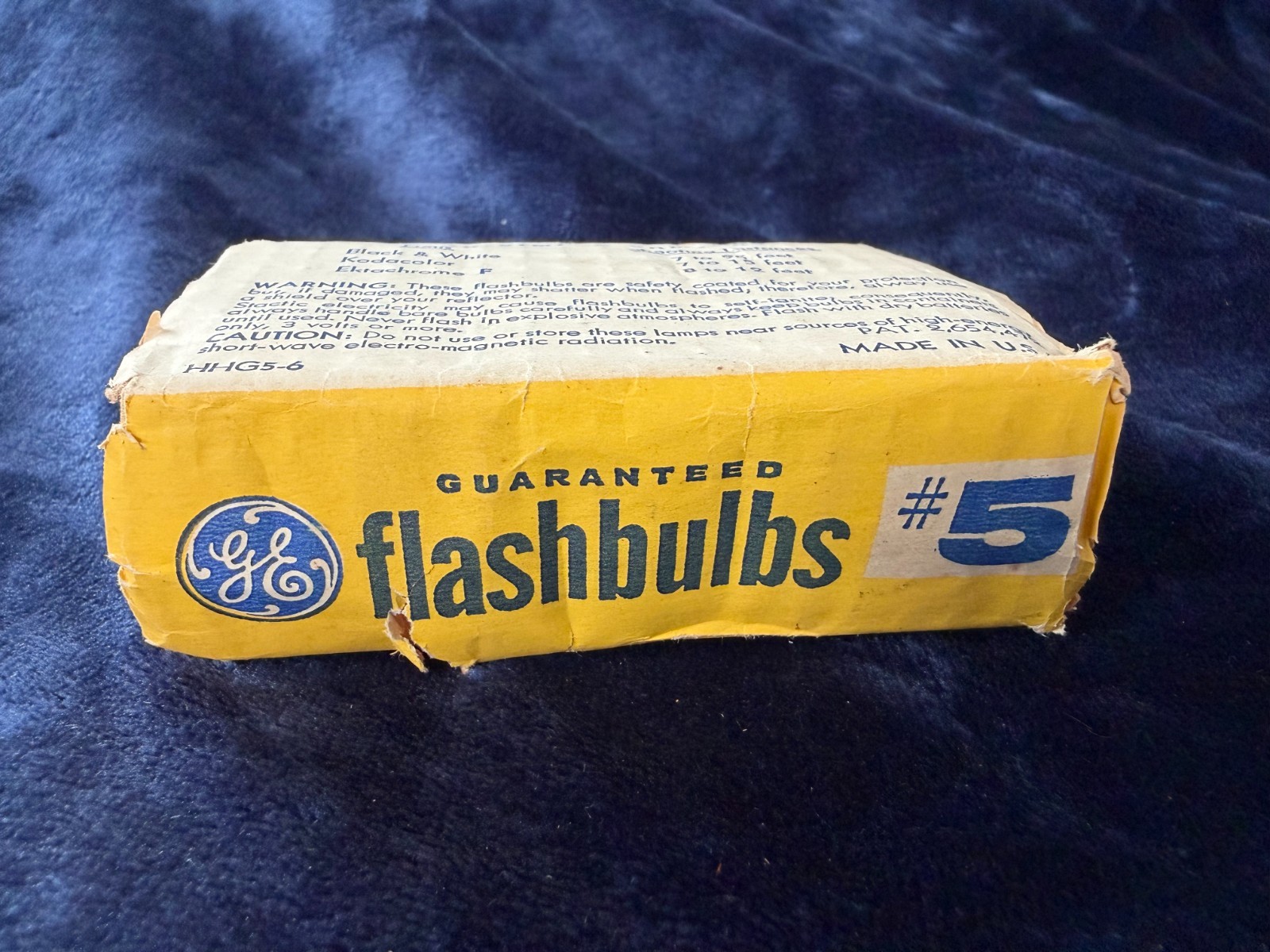 Zeiss Ikon Ikoblitz Vintage Folding Flash Unit w/ Instructions + GE Flashbulbs —