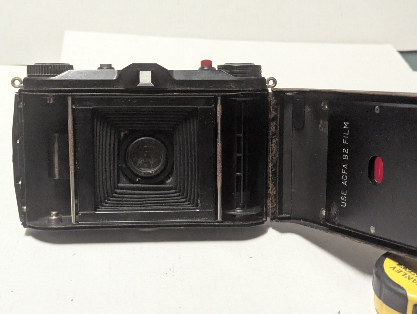 vintage polariod and agfa cameras for display or repair only,untested,dusty