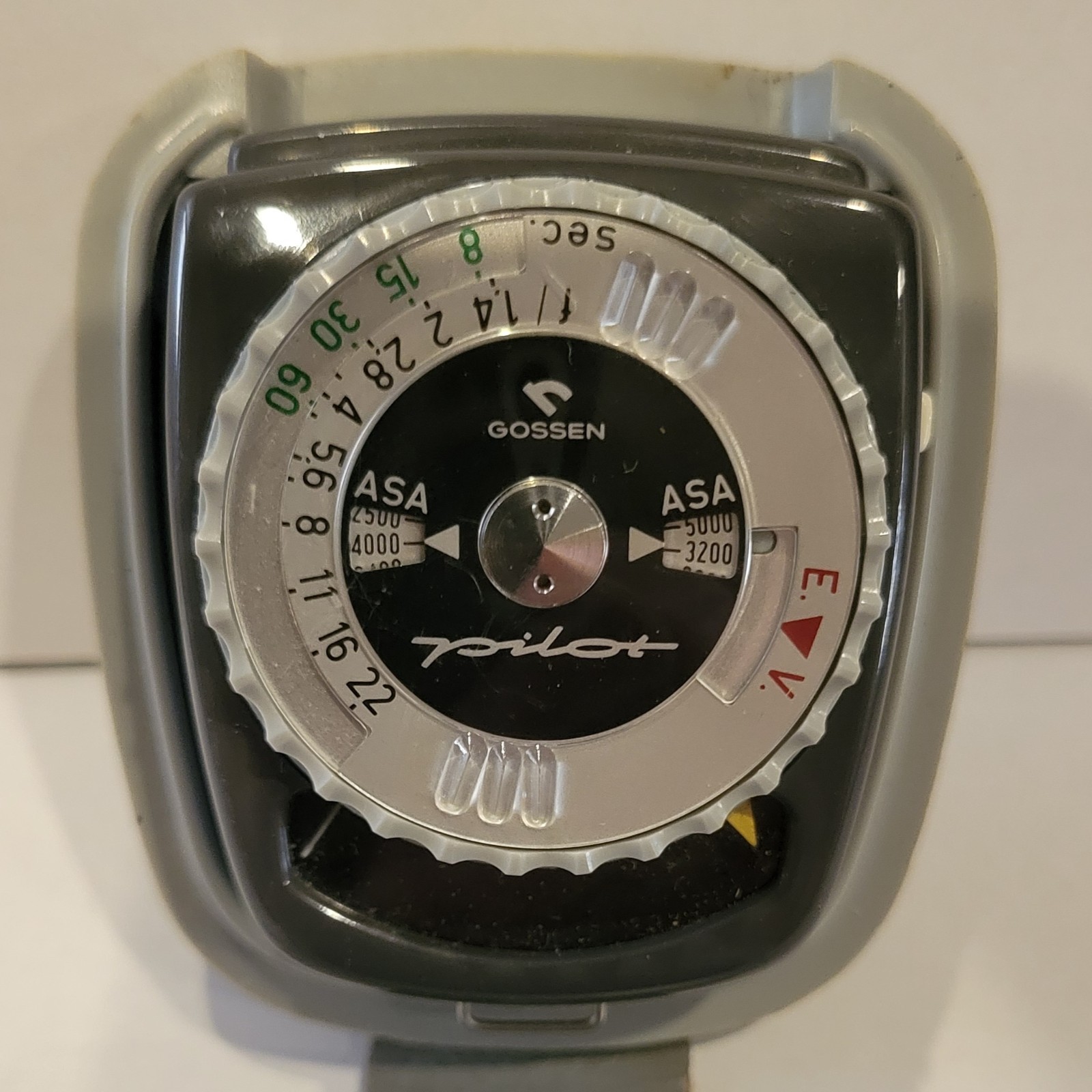 Voigtlander, Ising Bergneustadt, and Gossen Antique Camera Equipment