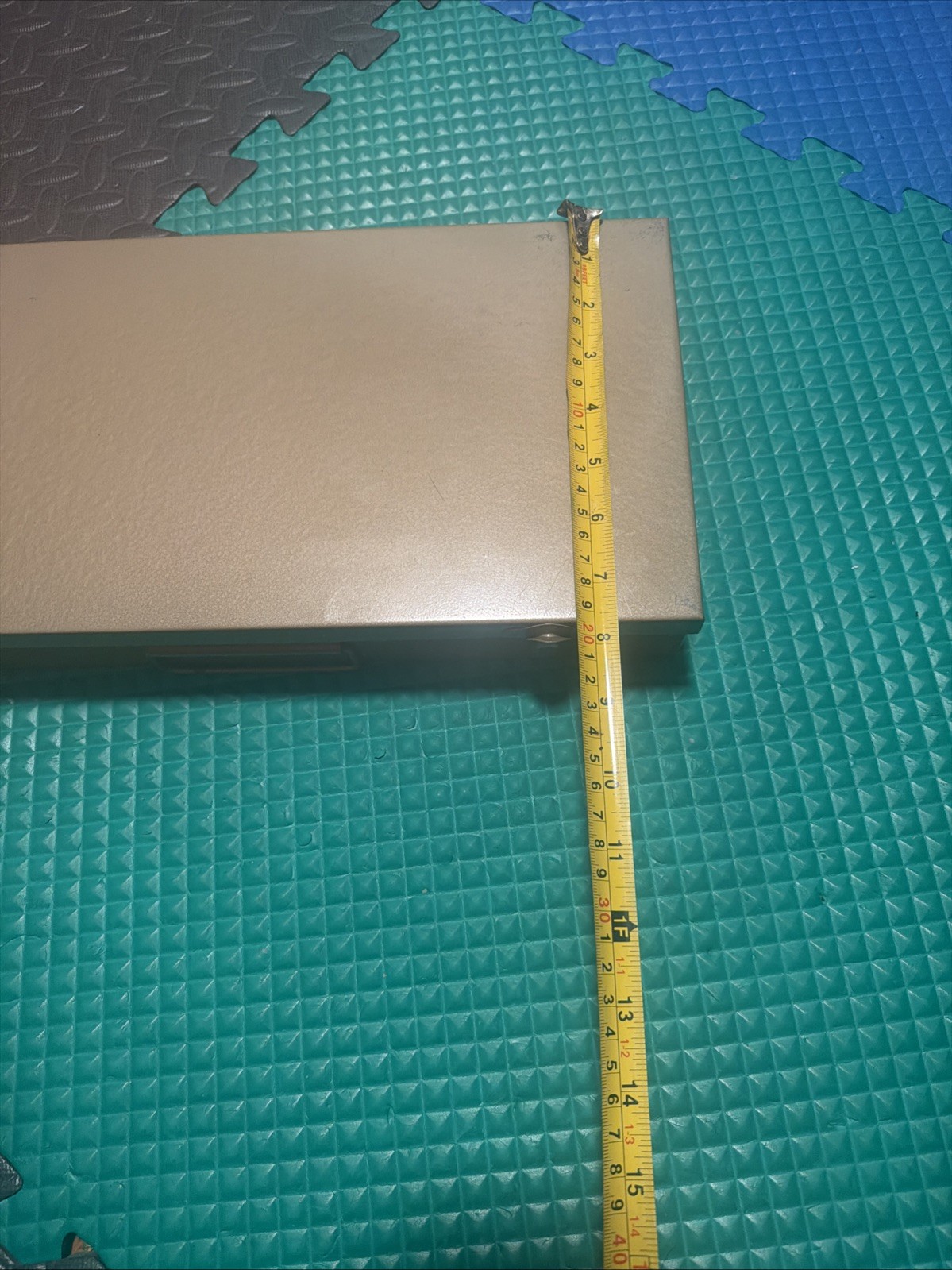 Metal De Luxe 2″ x 2″ Slide File, Perfect for 2 X 2 coin holders!