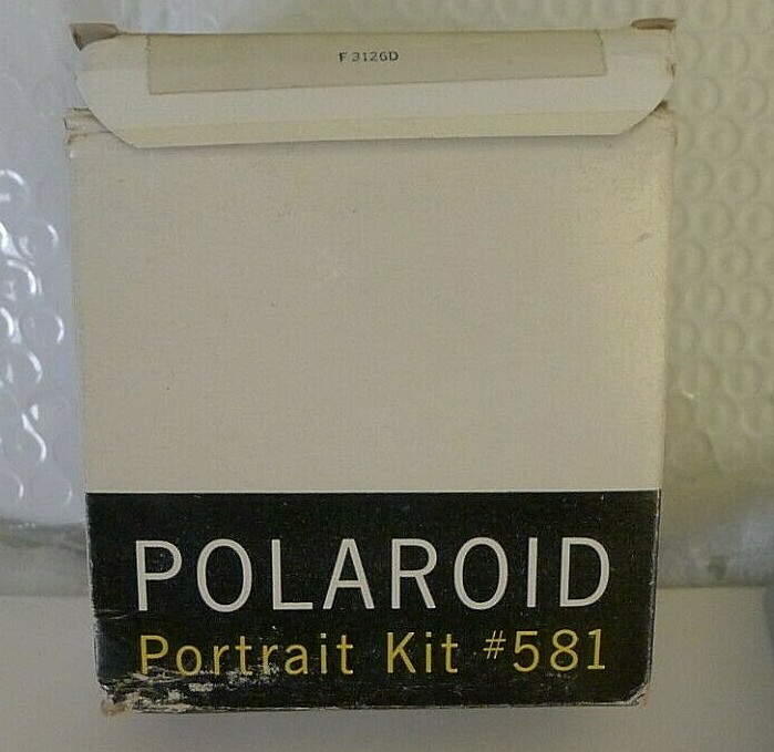 Polaroid #581 Portrait Kit for model 100 101 102 103 135 230 240 Cameras +Case