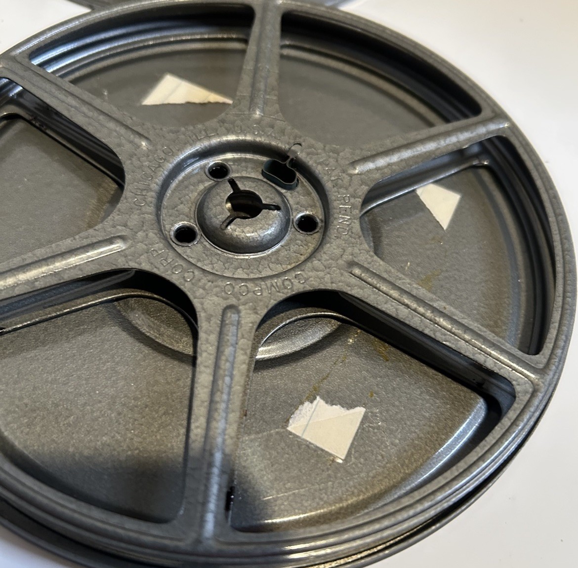 Vtg 5″ Inch 8mm Movie Film Reel & Tin Can Compo Corporation Chicago & Sherer