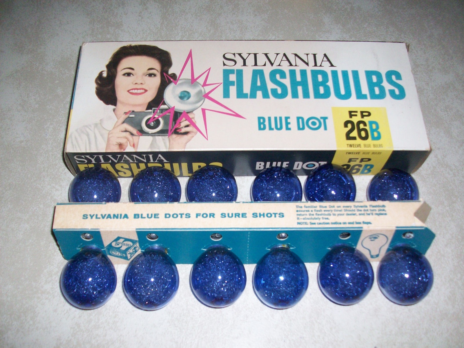 VINTAGE UNUSED SYLVANIA BLUE DOT & GE SURE-FIRE #5 FLASHBULBS OROGINAL BOXES