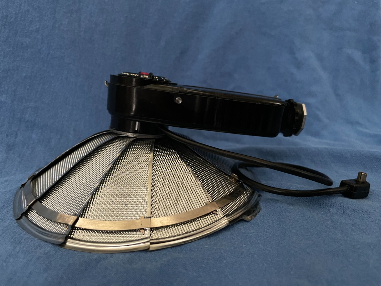 Vintage GALAXY Pocket Flashgun 35MM Film Camera Attachment Folding Dish Japan