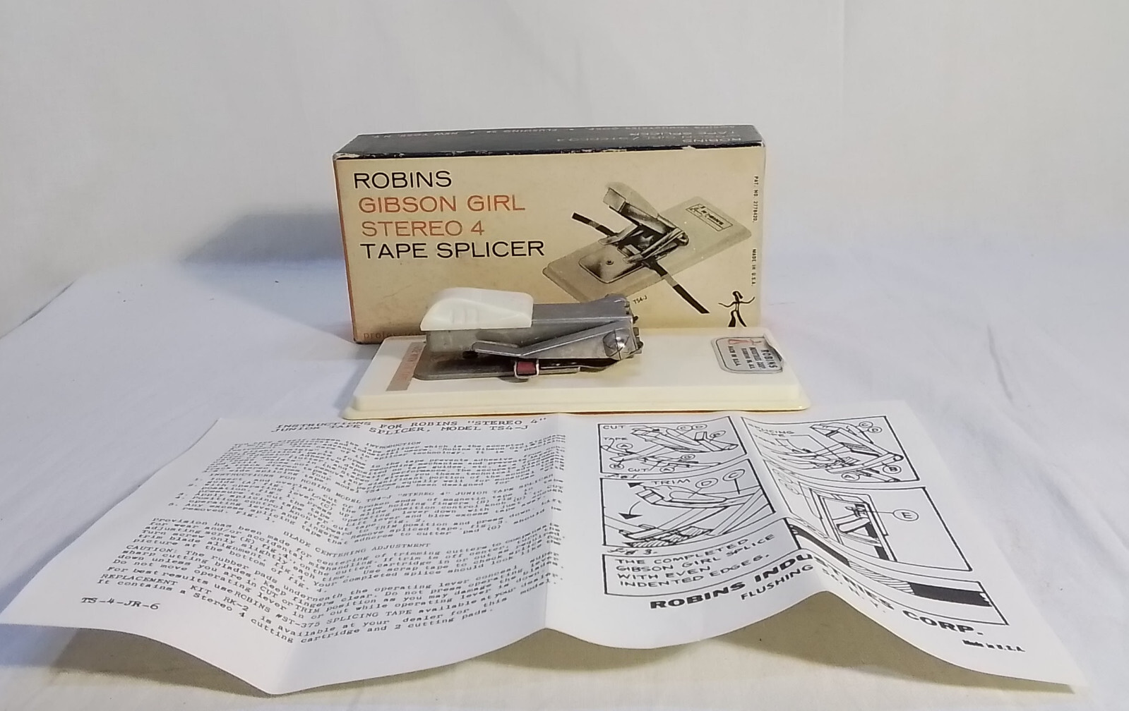 Vintage Robins Gibson Girl Stereo 4 Junior Tape Splicer TS4-J w/ Box & Manual