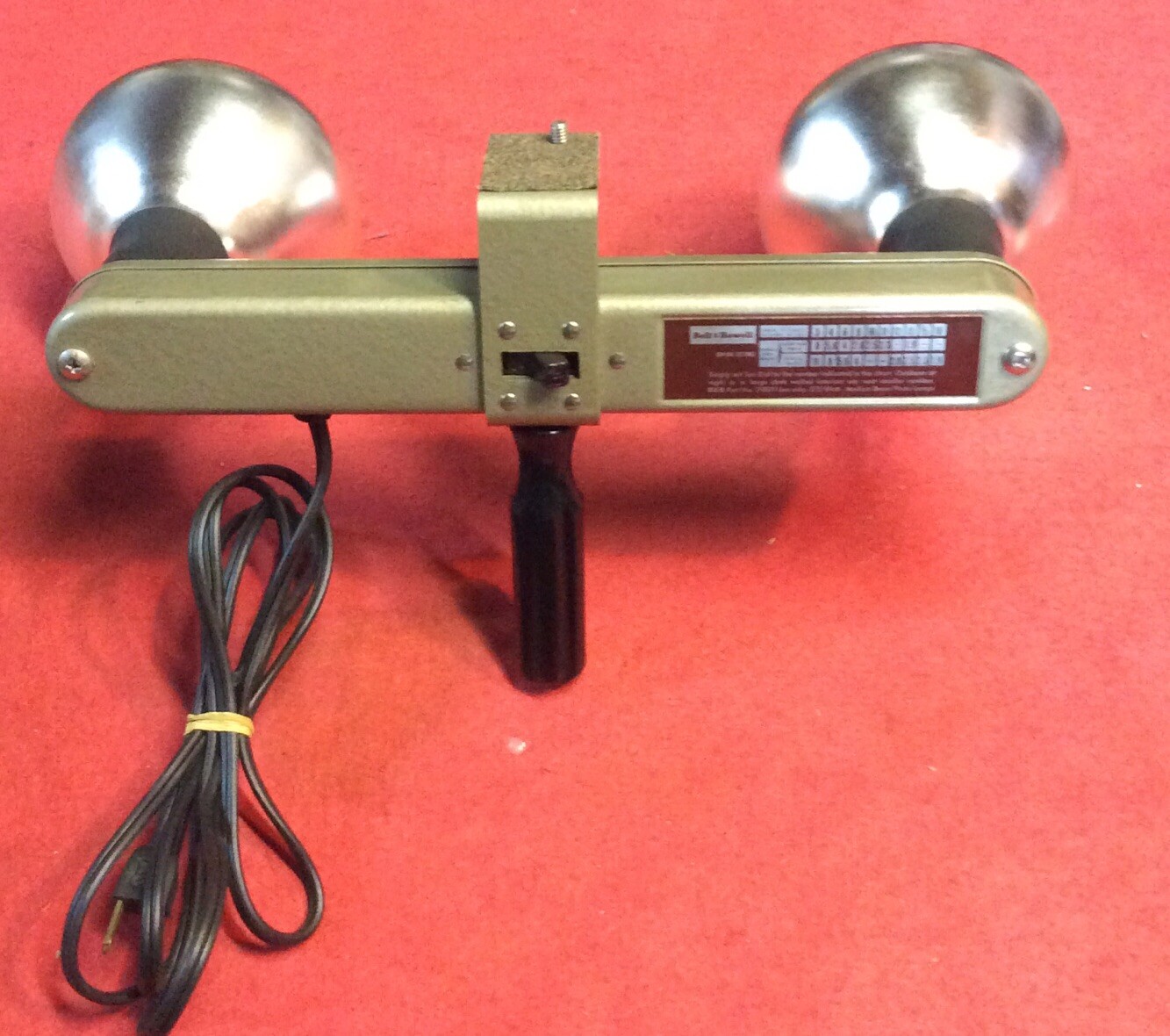 VTG Bell & Howell Flood Lamp Light Bar & Bulbs in Original Box Indoor Movies