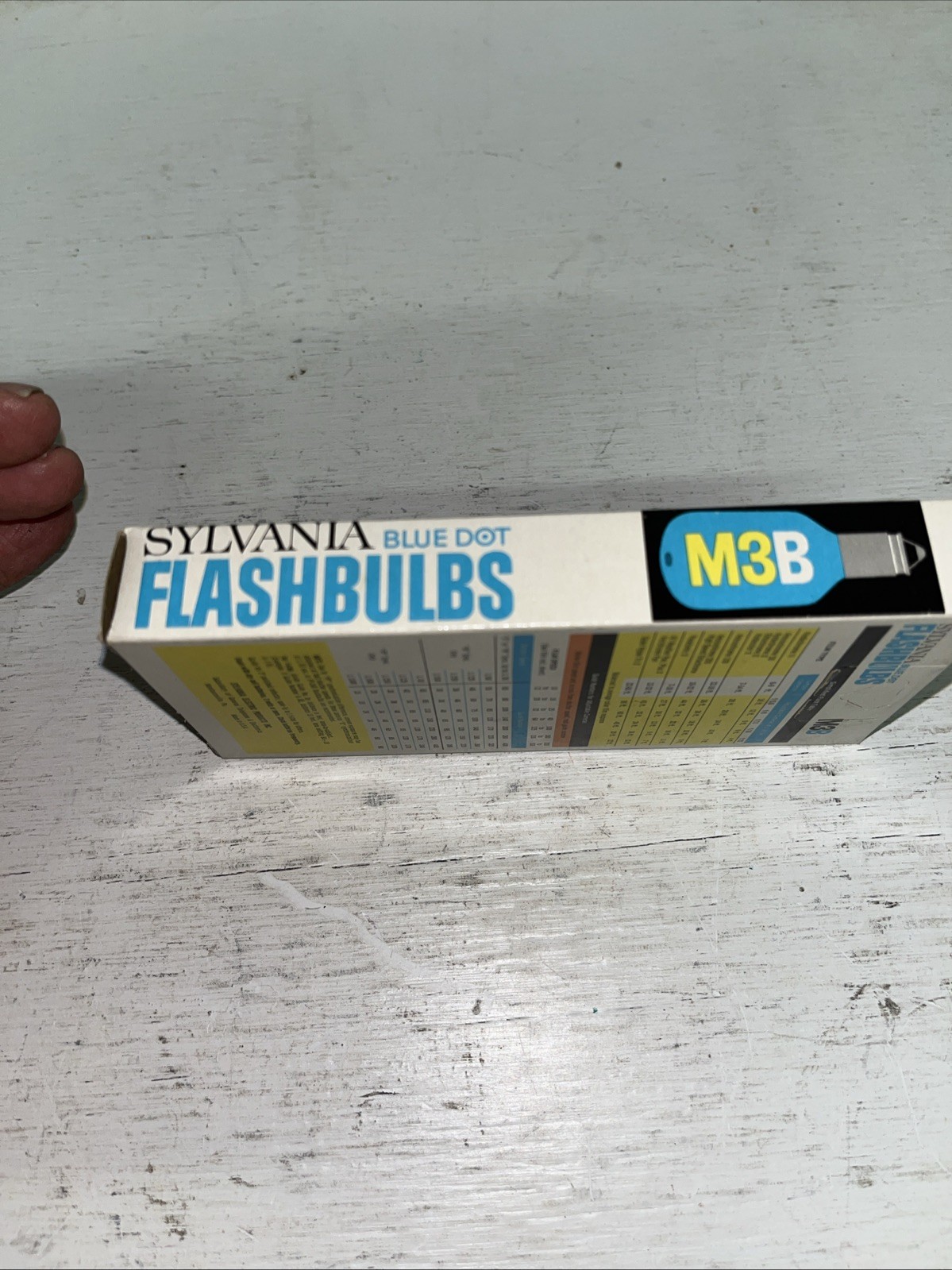 Sylvania Blue Dot Flash Bulbs flashbulbs M3B Twelve Blue Bulbs New Open Box