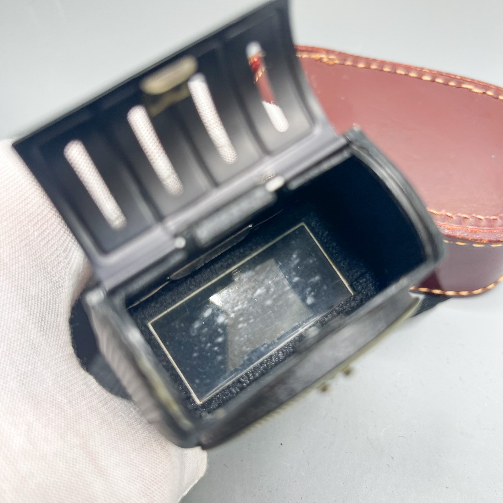 General Electric Light Exposure Meter DW-68 | Box and Leather Case Included