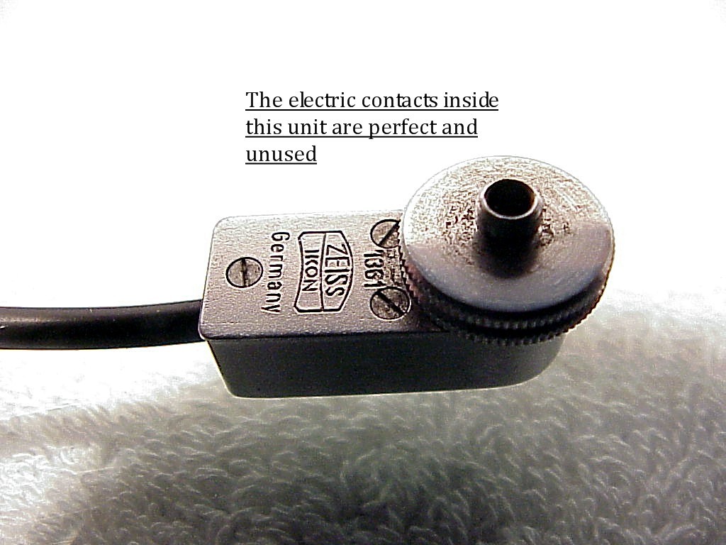 Zeiss Ikon Contax IIa IIIa Black Dial sync cord 1361 | Very Rare | New | $44 |