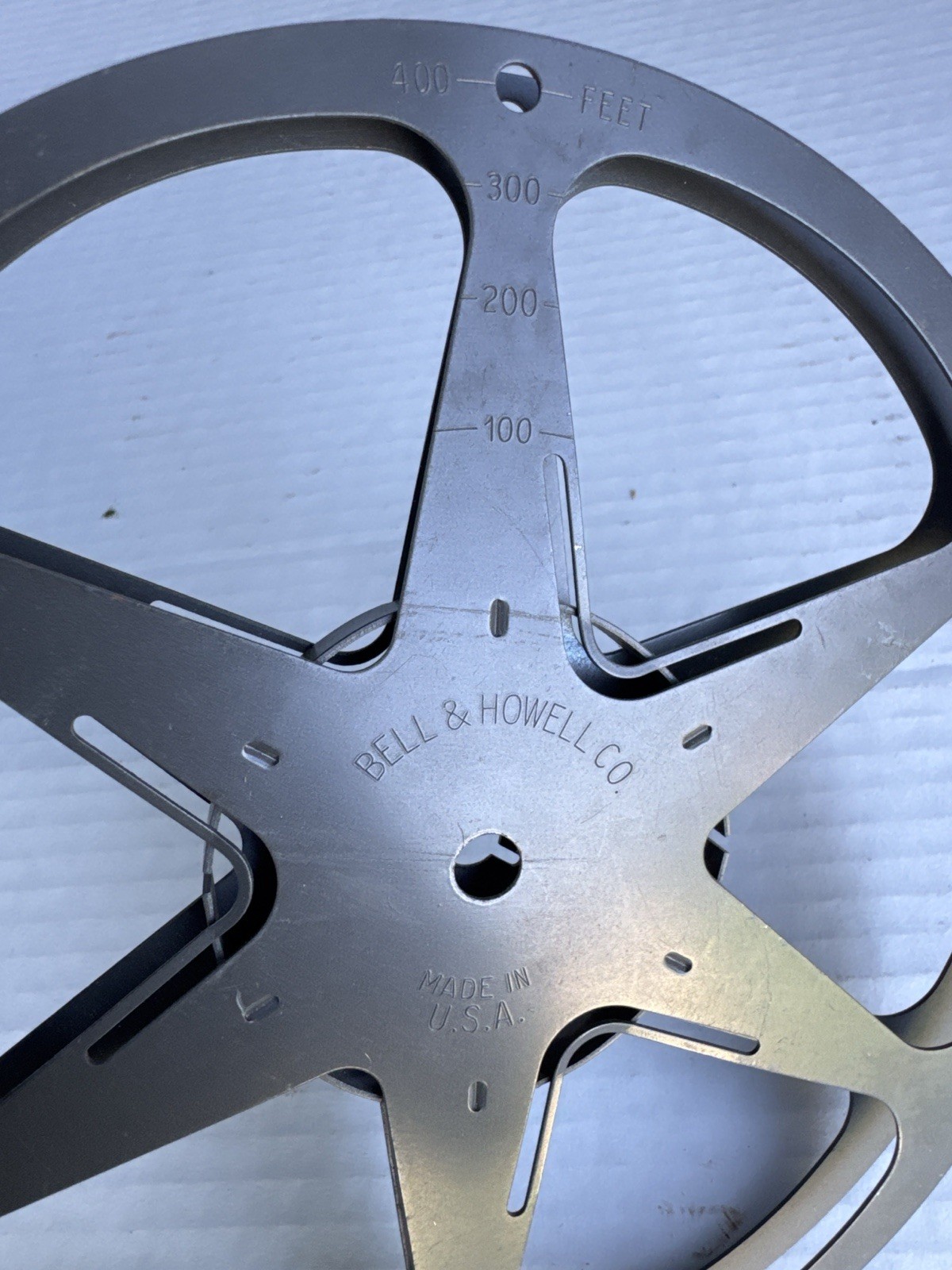 Vintage Bell & Howell 7” Metal Film Reel 400ft Movie Take Up Spool USA