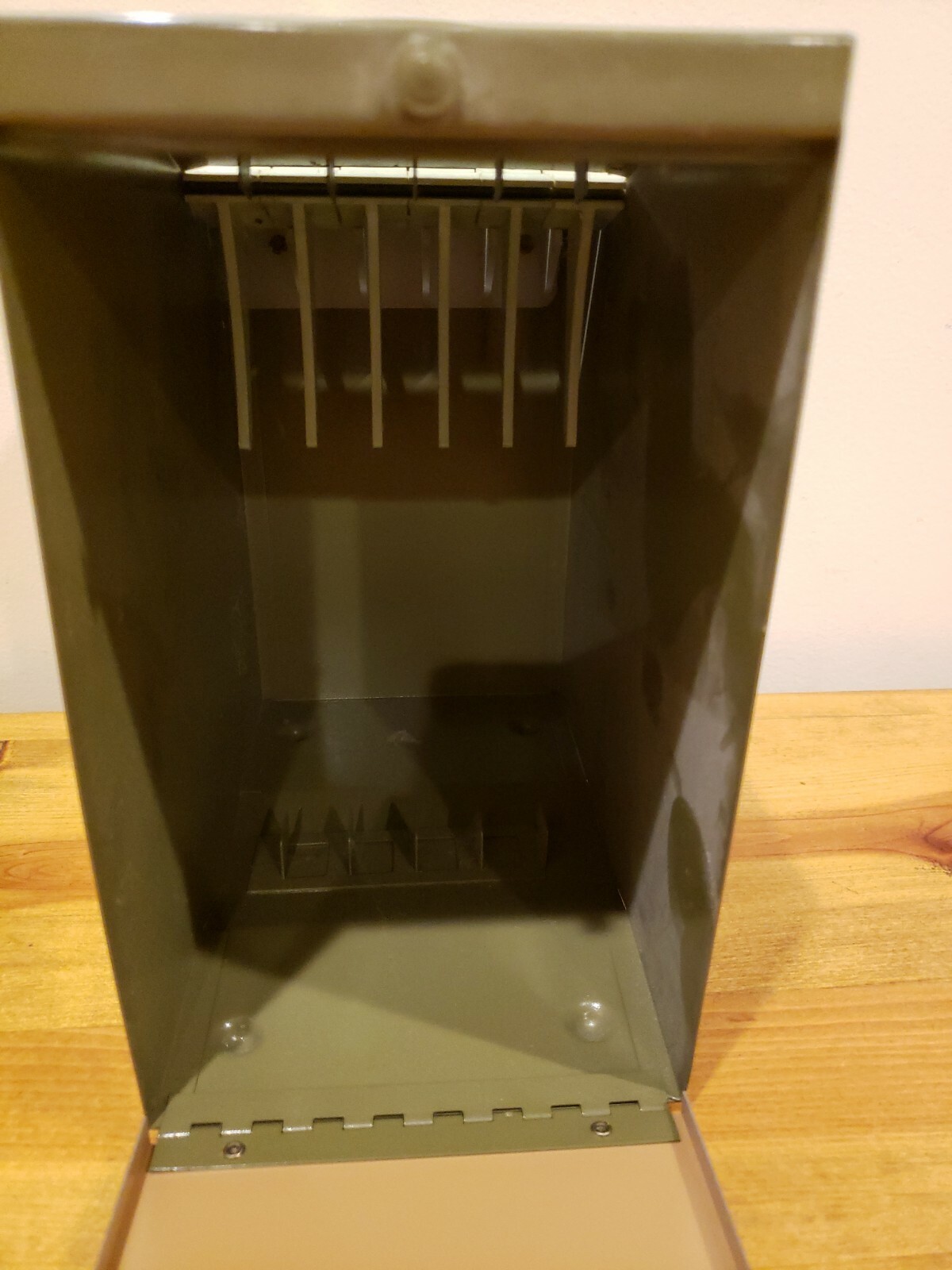 Kmart Focal Select-a-reel Film Library Chest 8 MM metal case