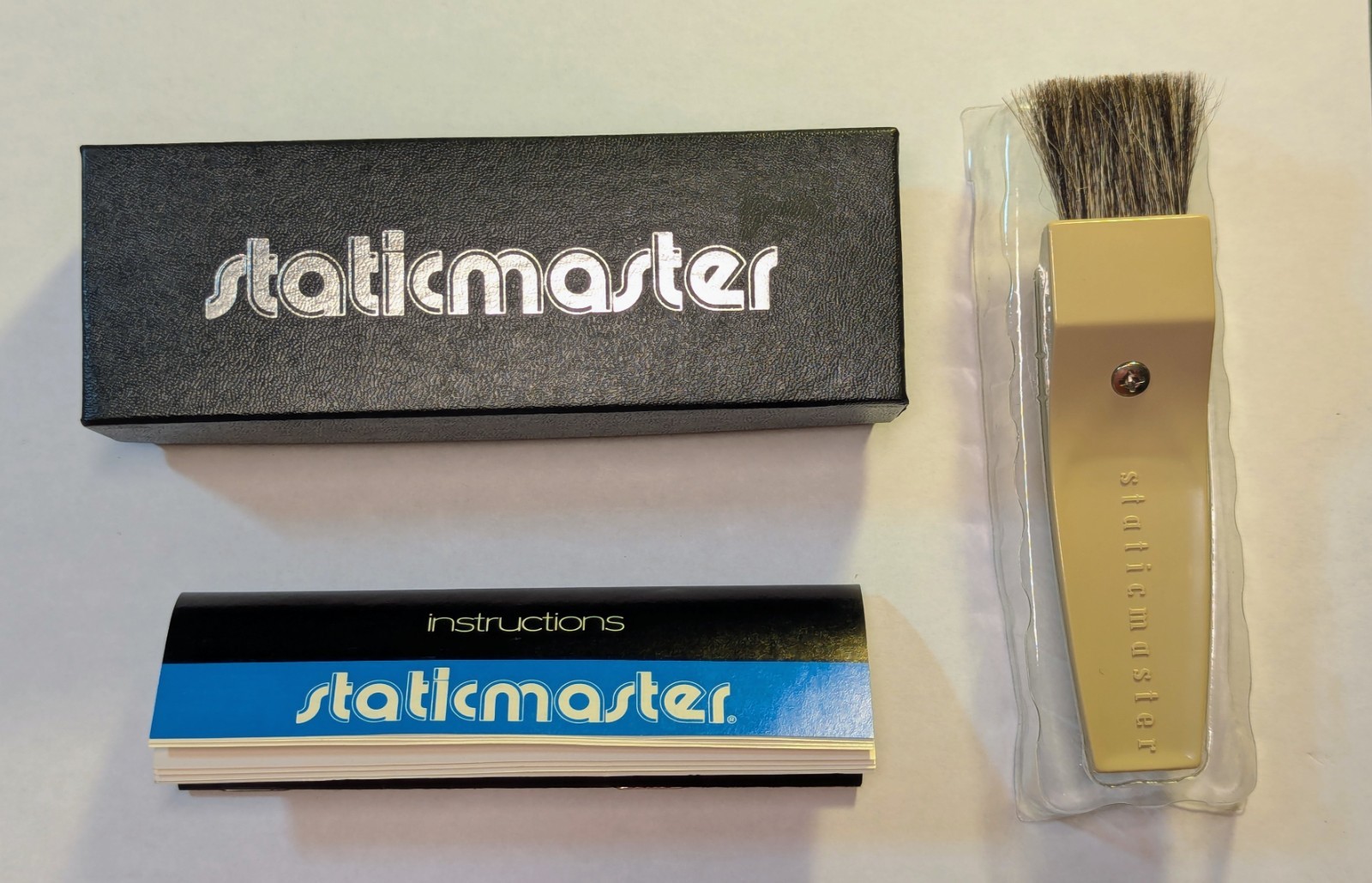 VINTAGE 1970’s Staticmaster 1C200 BRUSH CLEANS PHOTOGRAPHY FILM, LENSES, RECORDS