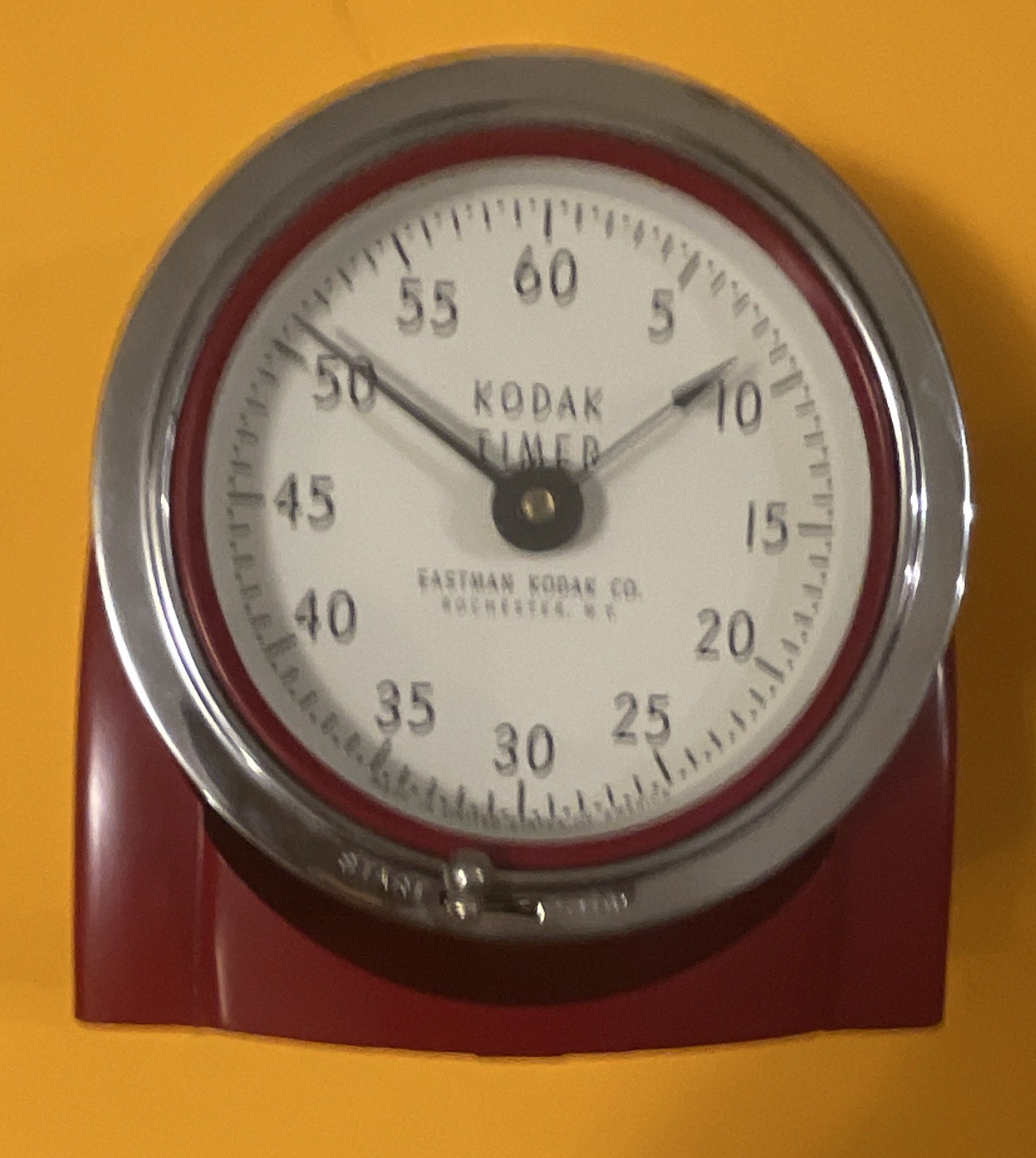 Vintage Kodak Darkroom Timer 8239 Red Wind-Up Photo Developing Timer w/Box