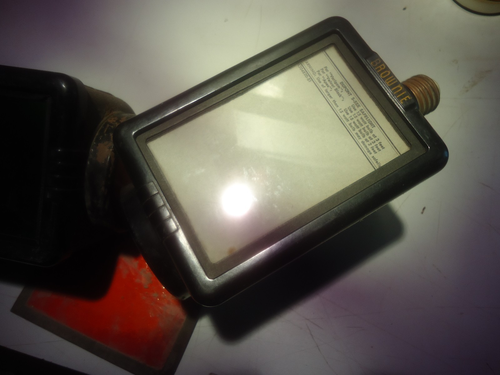 Brownie, dark room pair of filtered low watts lamps by Kodak, vintage_______M-4