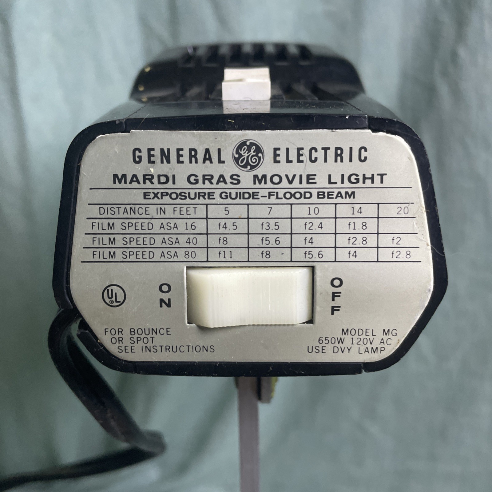 Vintage Movie Camera Flood Spot Light GE Mardi Gras 650 W 120 V Tested Working