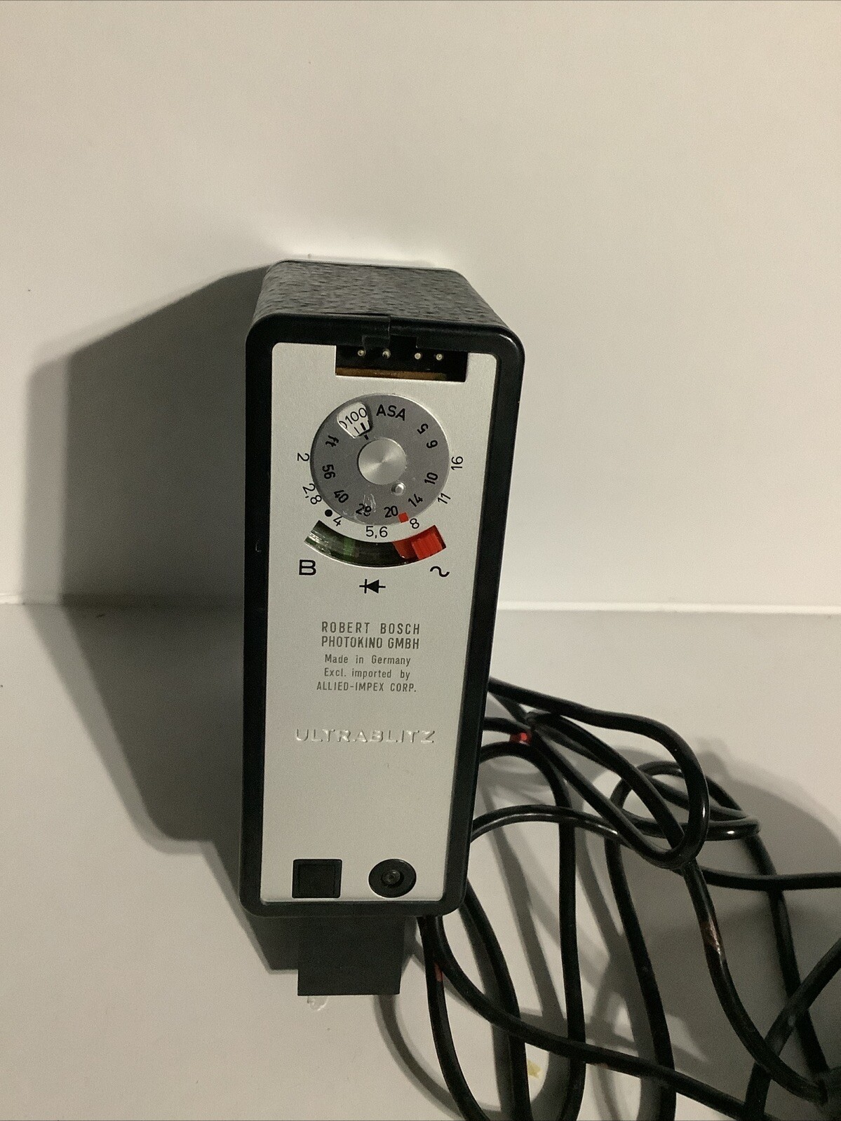 Bauer E 252 Express Ultrablitz Camera Flash – Tested