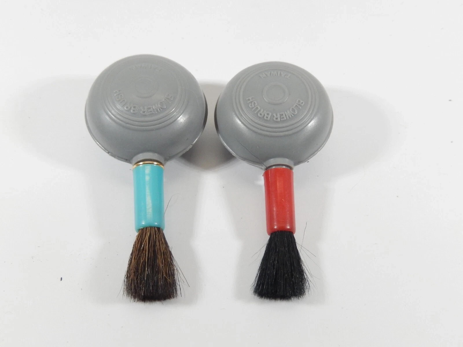 VINTAGE BLOWER BRUSH PAIR