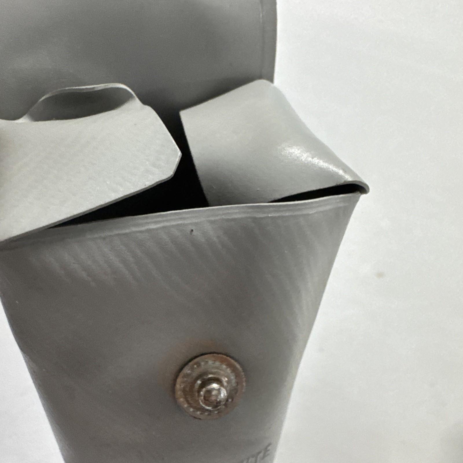 Vintage Kent Folding-Mite Camera Flash With Gray Soft Case And Bulb 1960s