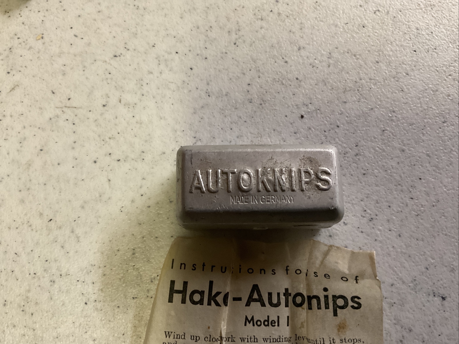 VINTAGE HAKA AUTOKNIPS SELF TIMER MODEl 1 * MADE IN GERMANY * ORIGINAL CASE *