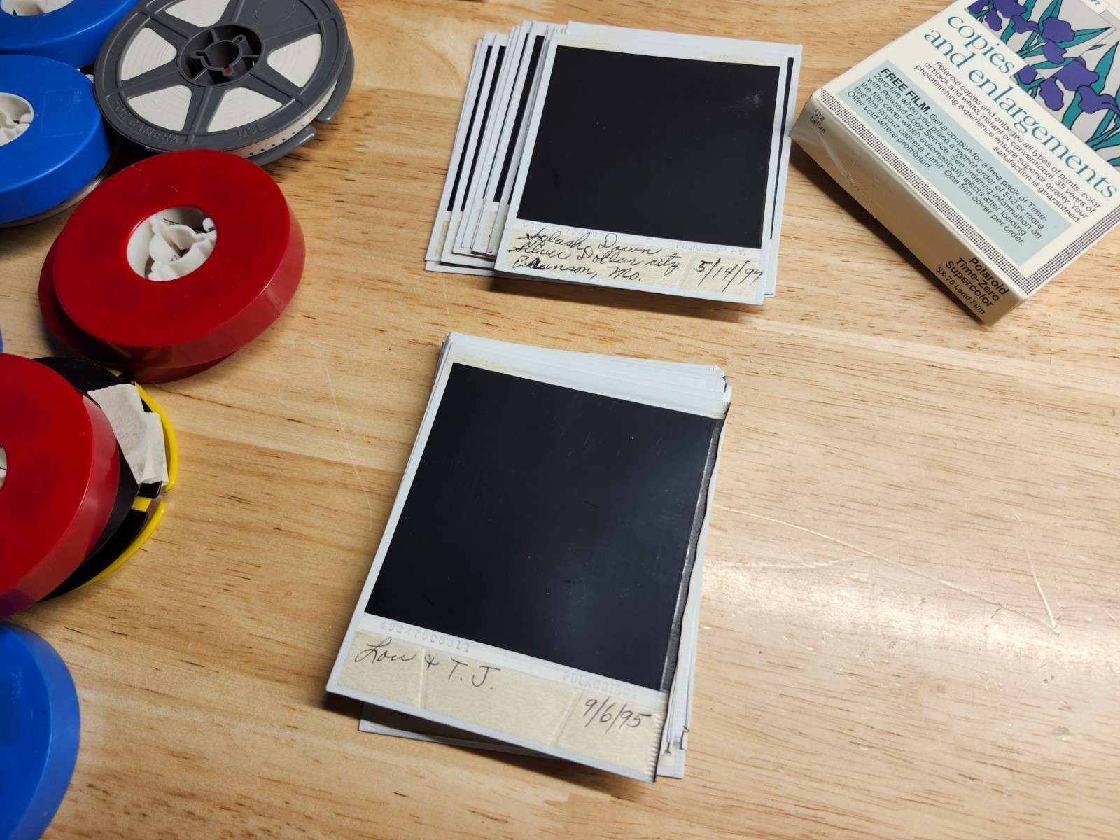 LOT OF ESTATE SALE * SUPER 8 FILM AND 8MM FILM USED AND POLAROID PICTURES FOUND