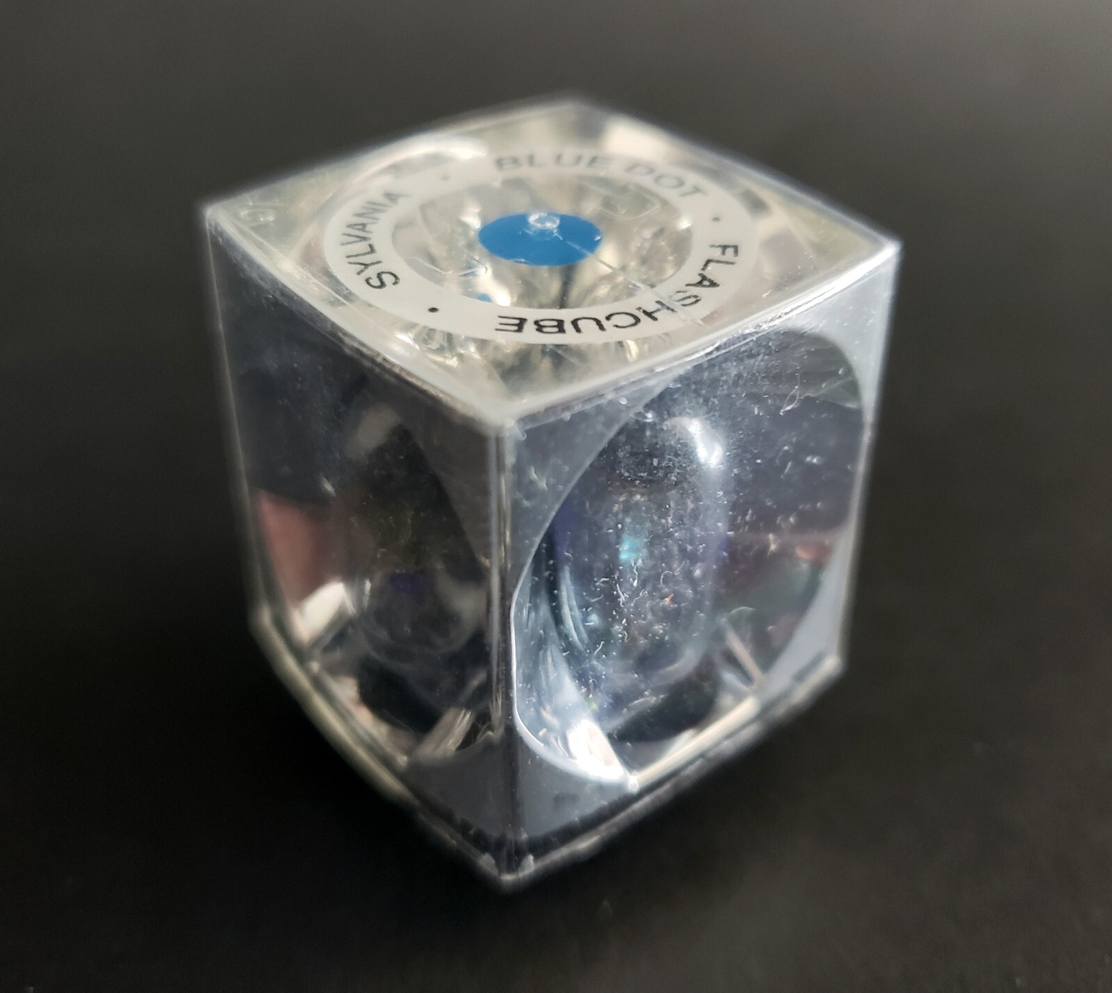One Pack of FOTOMAT FLASHCUBES Blue flash MAGICCUBES 3 pack VINTAGE 12 Flashes