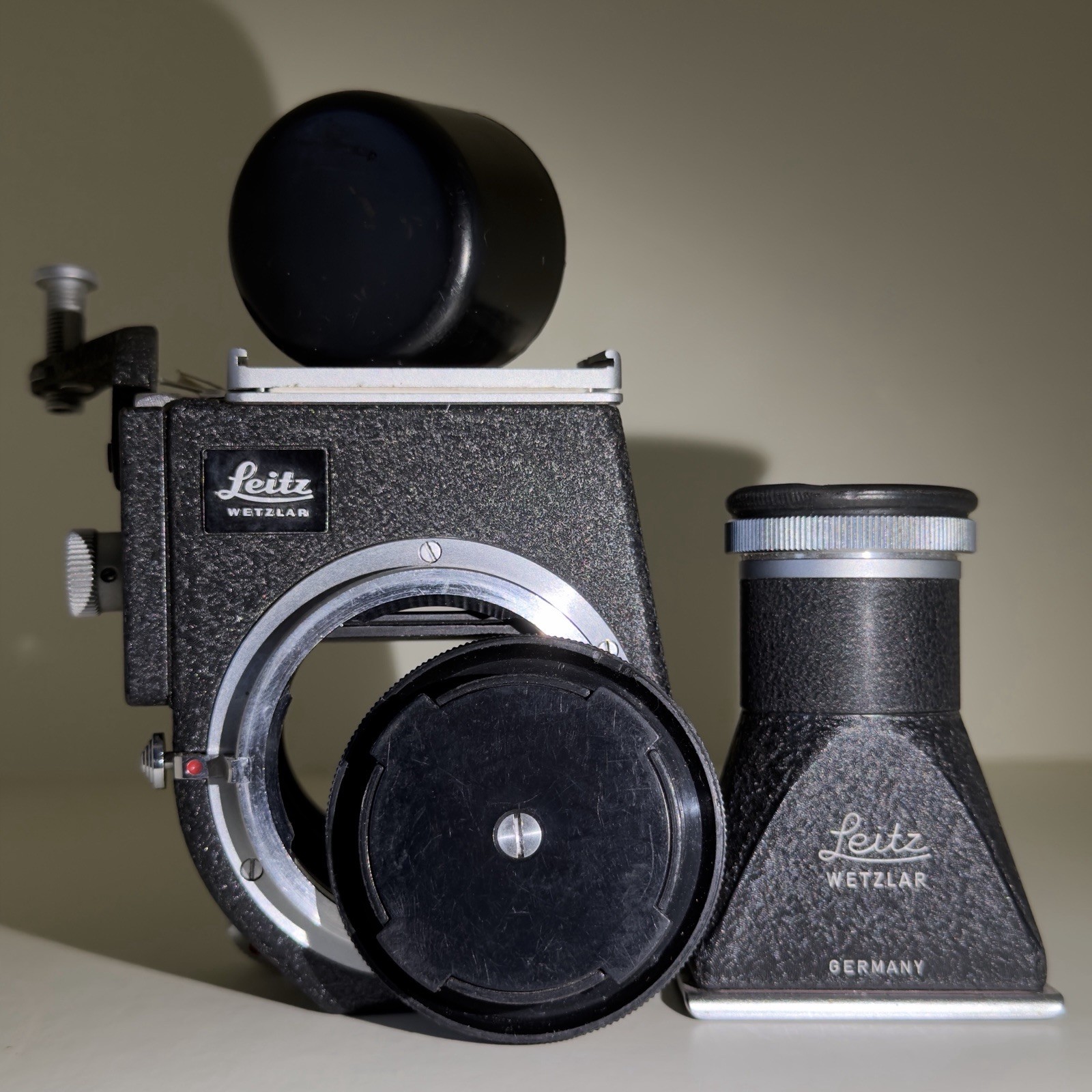 Leica Leitz Visoflex II w/ OTVXO 5x Vertical Magnifier Body Cap M Mount A15