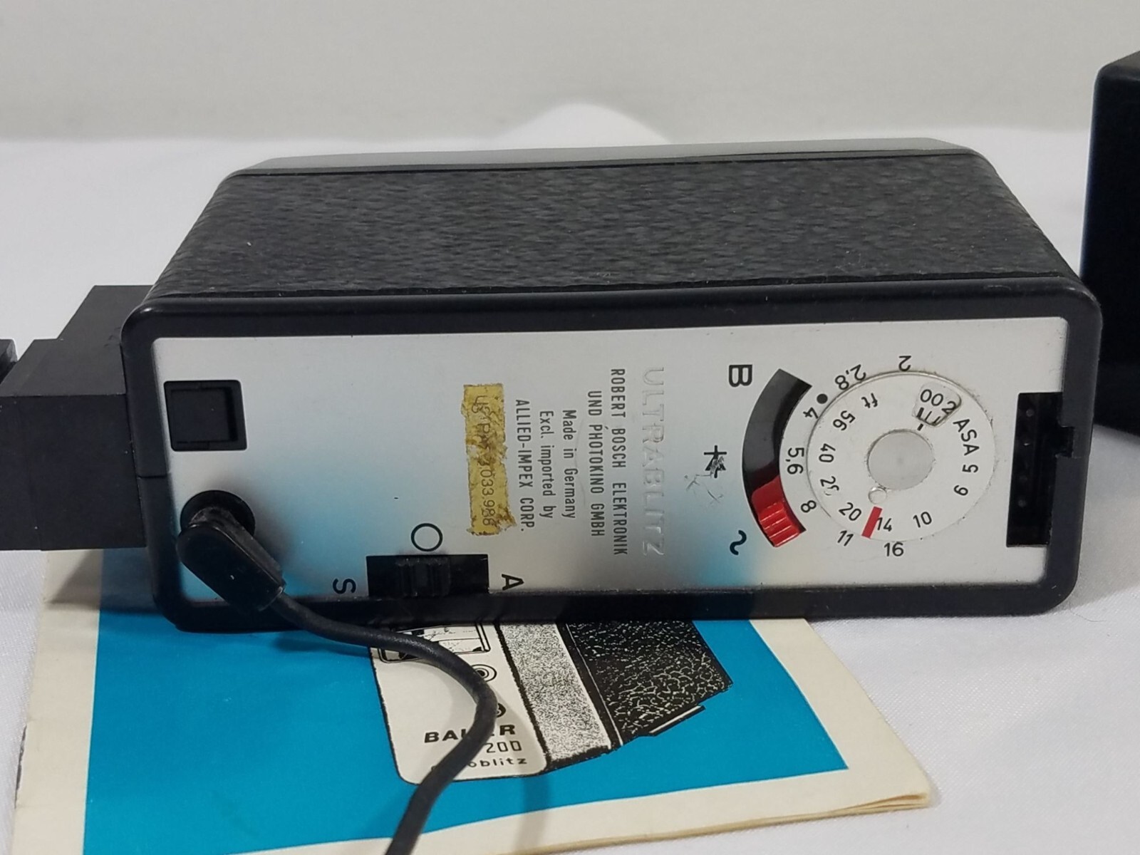 Bauer E 200 Autoblitz Flash With Cord Made In Germany Vintage