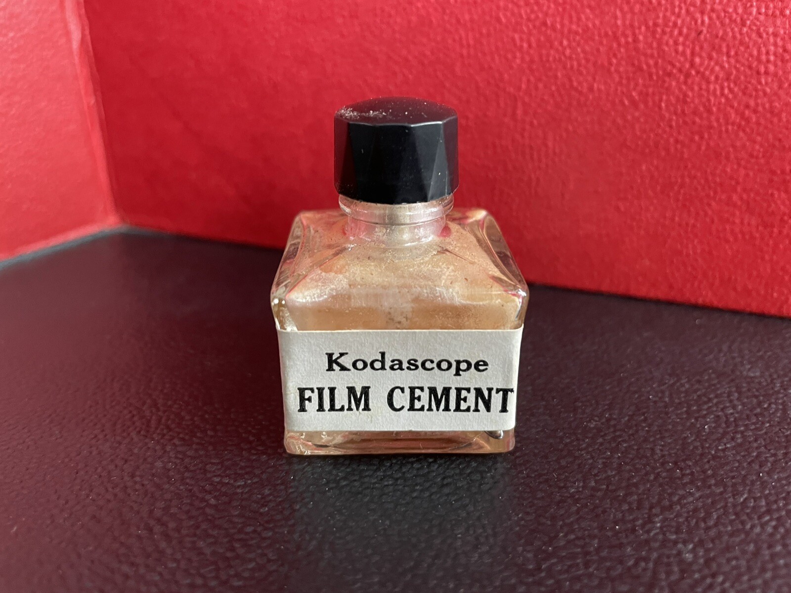 Vintage EASTMAN KODAK CO Kodascope Eight Film Splicing Outfit Box Cement Bottle